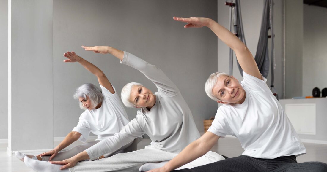 Manfaat Yoga Bagi Lansia